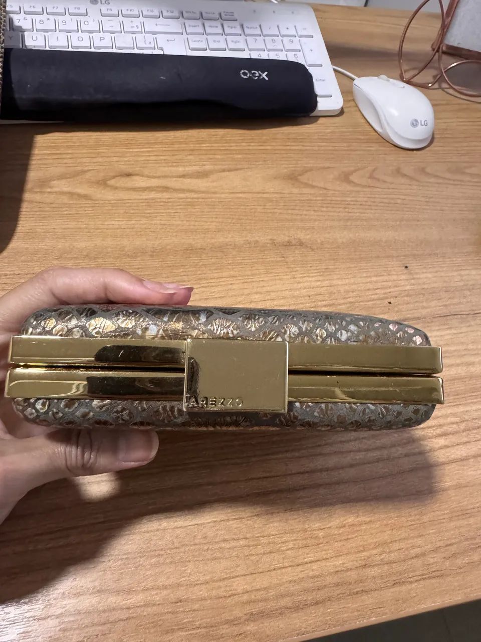 CLUTCH DOURADA AREZZO - Foto 3