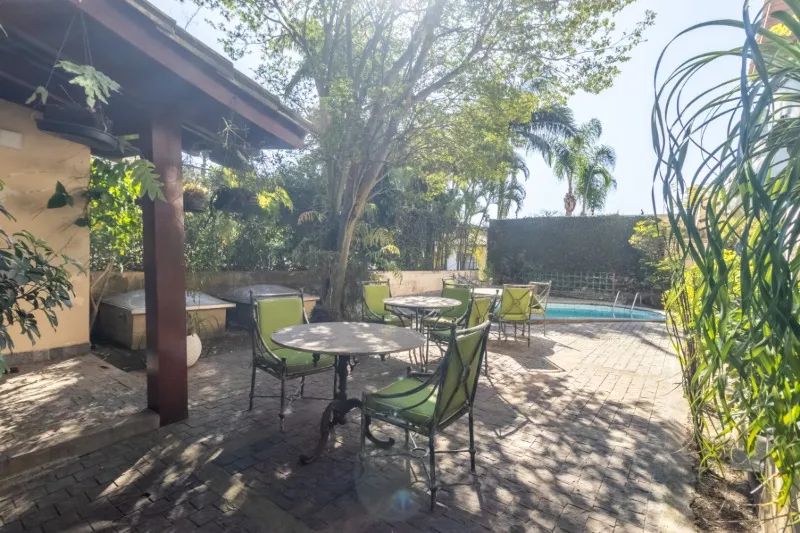 Casa com muito verde no Jardim Guedala! - Foto 4