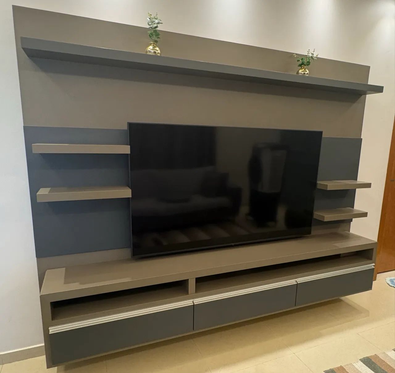 Vendo painel feito em marcenaria 