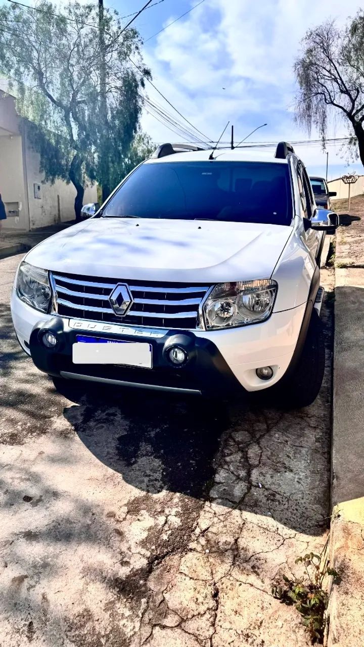 Renault Duster Dynamique 2.0 Hi-flex 16V Aut. 2014