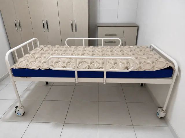 Cama hospitalar - Em estado de zero.  - Foto 2