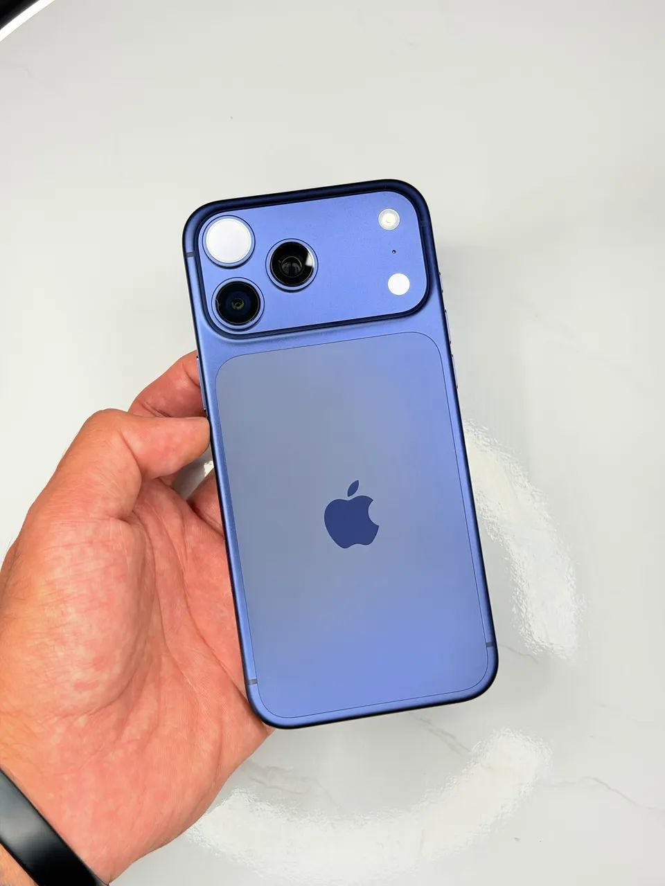 Iphone 17 Pro Max 256gb - Azul (Garantia Apple 06/27) - Celulares