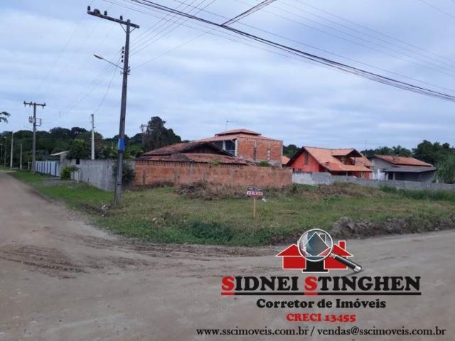 Casa na Praia, com piscina e mais espaço de esquina para comércio - Foto 4