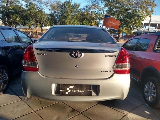 Etios 1.5 XLS Sedan 2013 - Foto 5