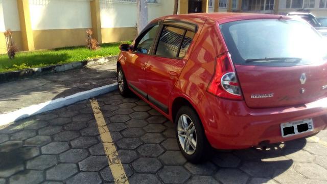 Sandero Vermelho Previlege 1.6 16v - Foto 11