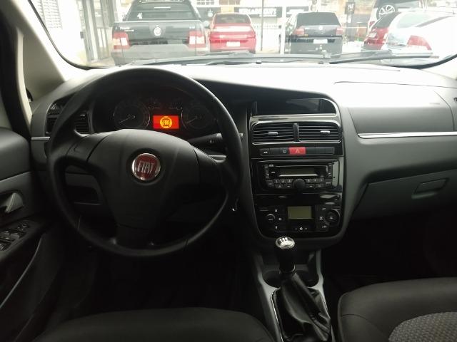 Fiat Linea Essence 1.8 16V - Foto 11