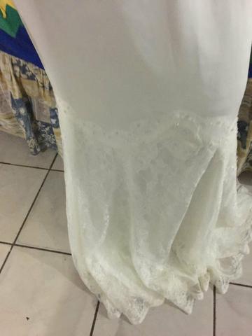 Vestido de noiva con aplicação de renda - Foto 4