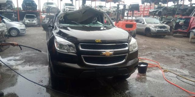Chevrolet S10 2.8 4x4 LT 2016 para retirada de peças