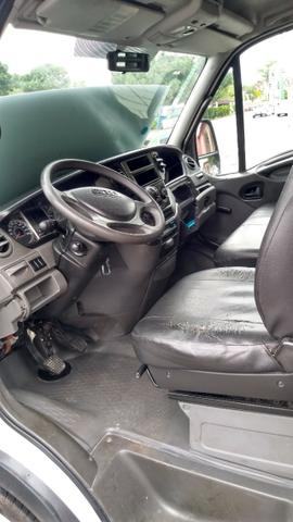 Vendo caminhão Iveco c55/17 12/13 cabine dupla com ar - Foto 6