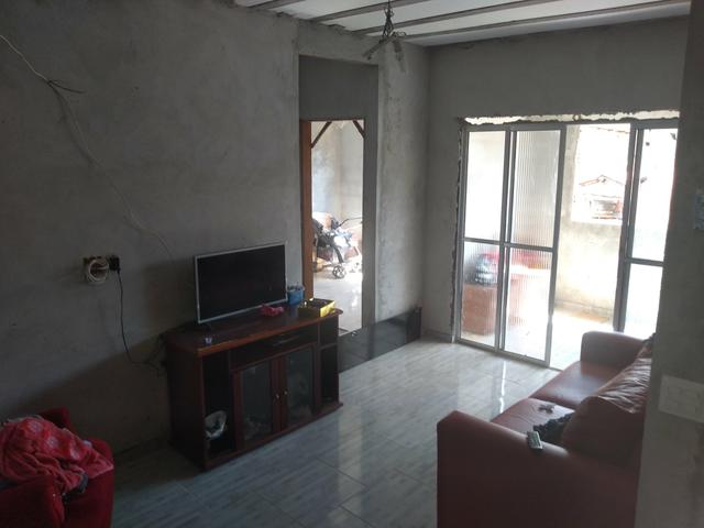 Vendo ou troco duas casa no bairro do Ibura - Foto 5