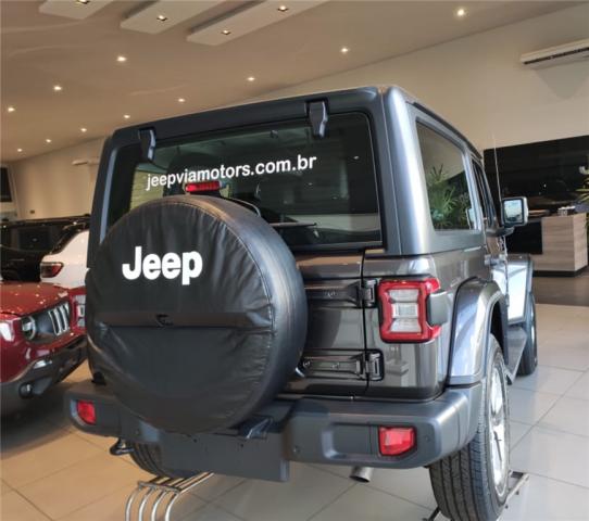 JEEP WRANGLER 2.0 TURBO GASOLINA SAHARA 2P 4X4 AT8 - Foto 5
