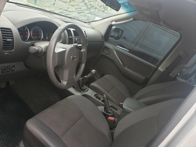 Nissan frontier 4x4 baixo km - Foto 5