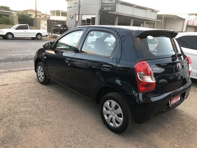 Etios 2015 - Foto 4