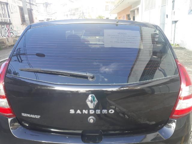 Vendo sandero 2013 preto - Foto 2