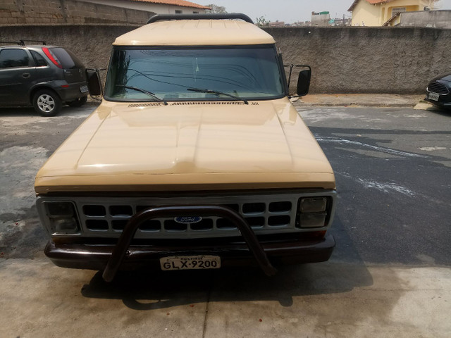 Vendo/Troco F1000 CD Ano 87