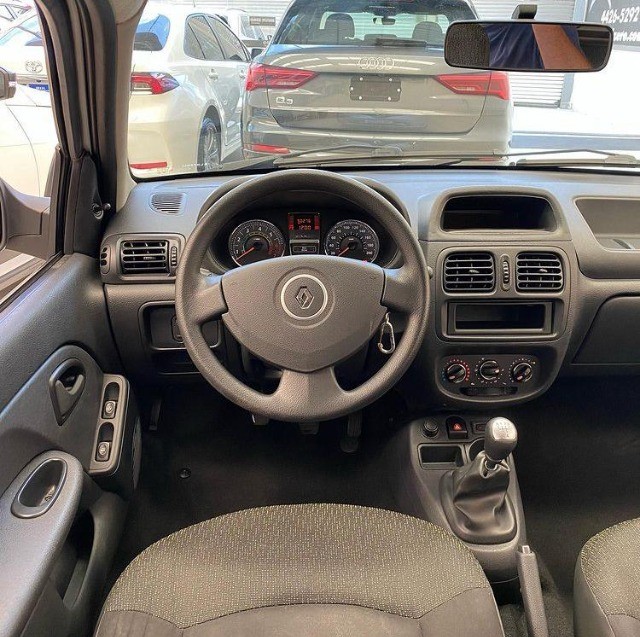 Renault Clio - Entrada mínima de 1.960,00 mais mensais de 596,00 - Foto 3