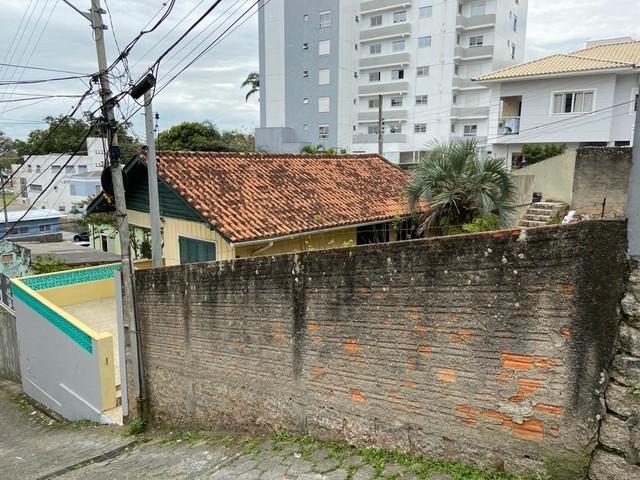Casa Residencial de 2 dorms no bairro Agronômica - Foto 3
