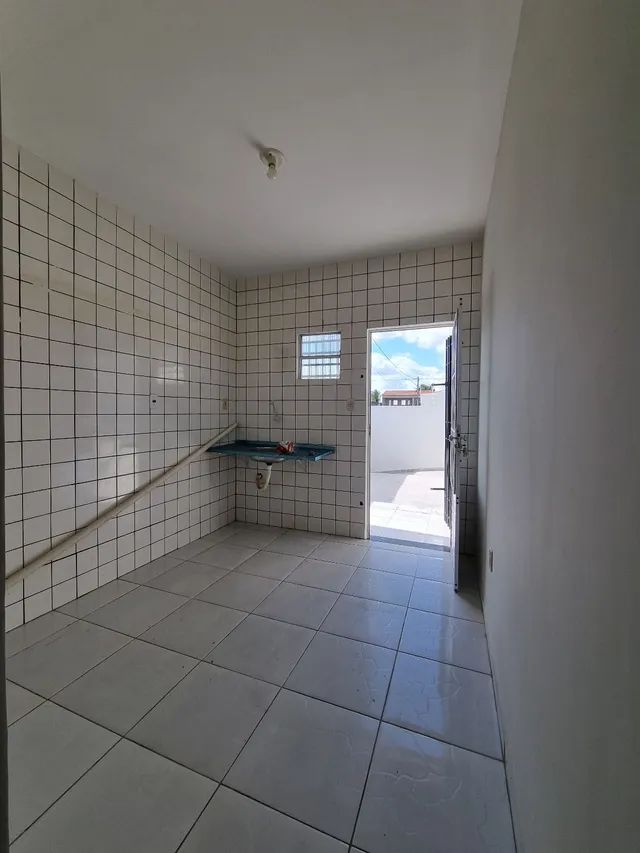 Casa de 2/4 bairro Conceição 