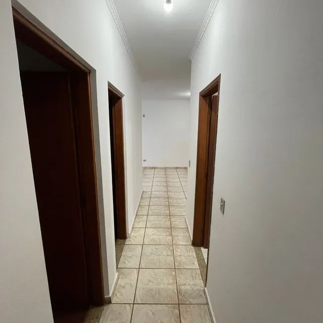 ** ATENÇÃO ALUGO APARTAMENTO TÉRREO R$ 3.200,00 **