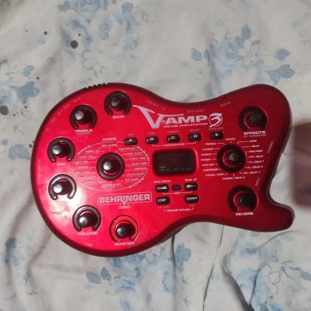 Vendo pedaleira v-amp3 funcionando perfeitamente 