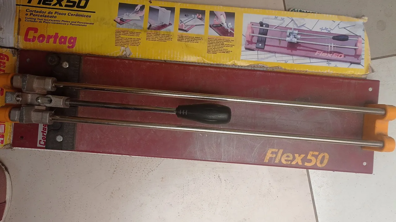 Riscadeira azulejo cortag flex 50 semi nova