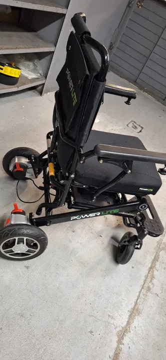 cadeira de rodas motorizada