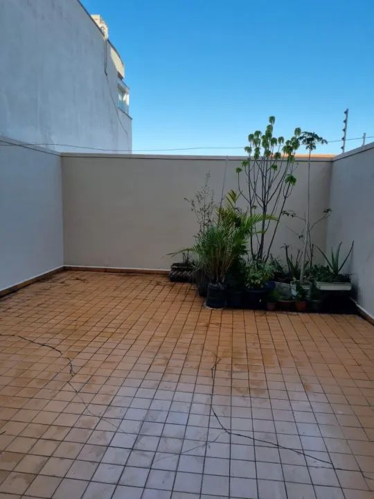Sobrado para venda com 3 dormitórios - 152m² e 2 vagas no Jardim Paraíso - Foto 4