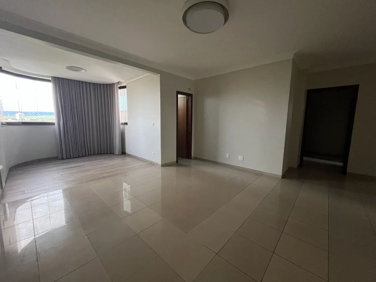 Apartamento 03 Suites plenas com armários e escritório (incluso condomínio e água) - 204 S - Foto 5