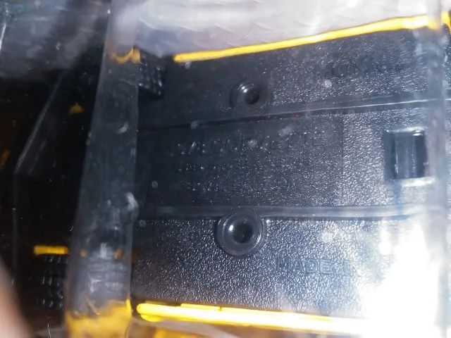 Miniatura Carro 1979 Corvette - Maisto Escala 1:39 - Foto 4