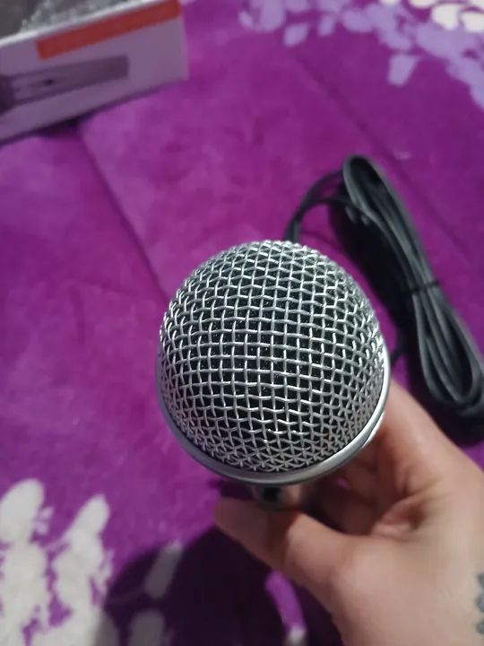 Microfone profissional com fio P10  - Foto 4