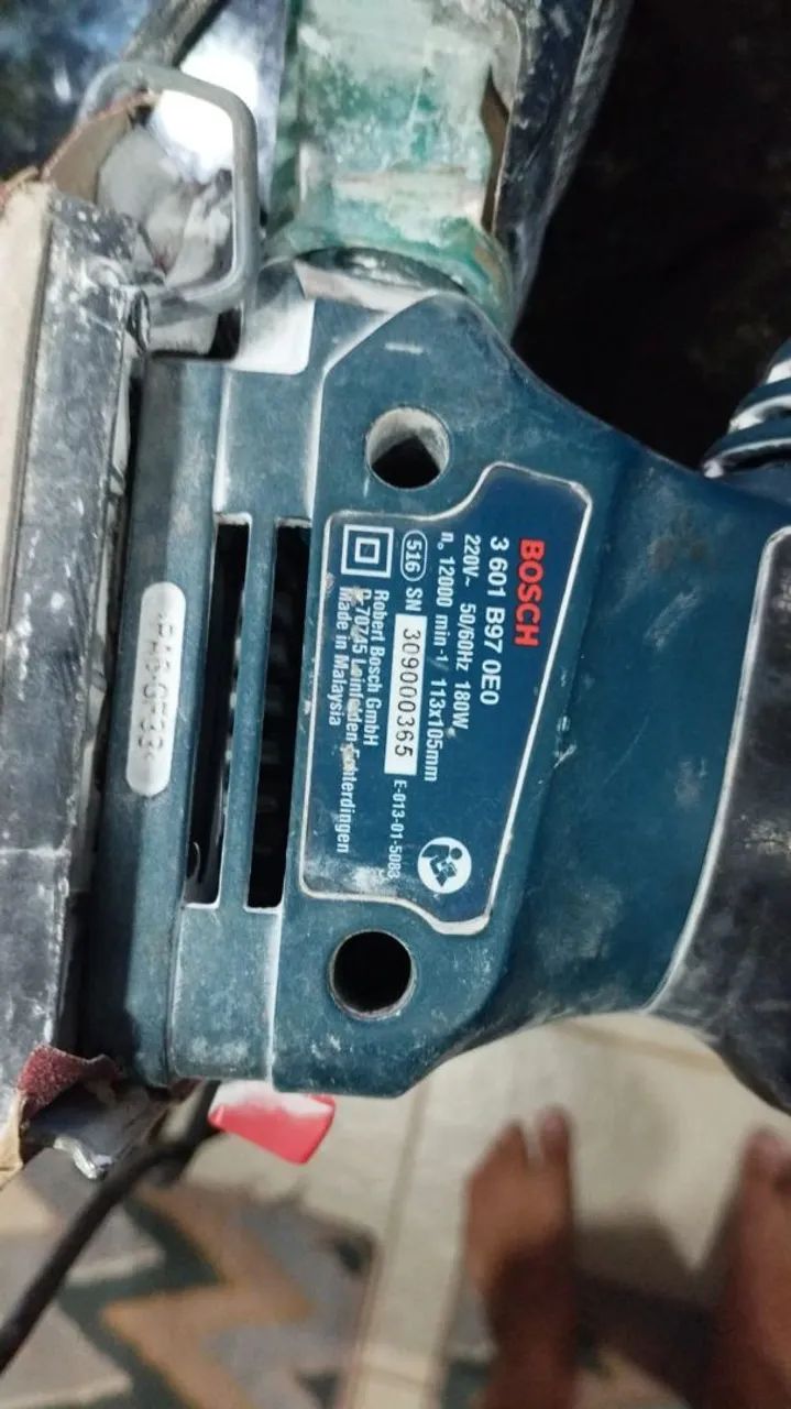 Lixadeira Orbital treme treme Bosch GSS 140 A - Foto 2