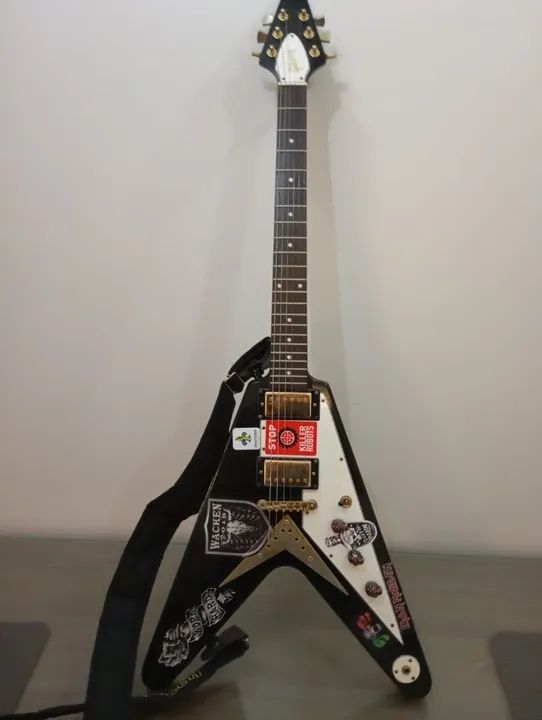 ギター Epiphone Flying V GUITARRA EPIPHONE FLYING V - EBONY - HUMBUCKER - PONTE FIXA