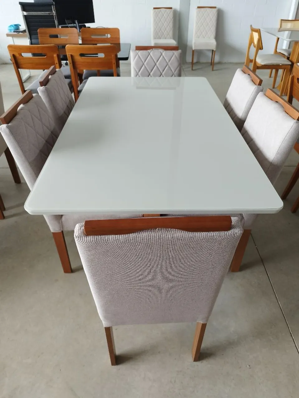 Mesa de Jantar de Vidro 1.60x90- 6 Lugares cadeiras no linho
