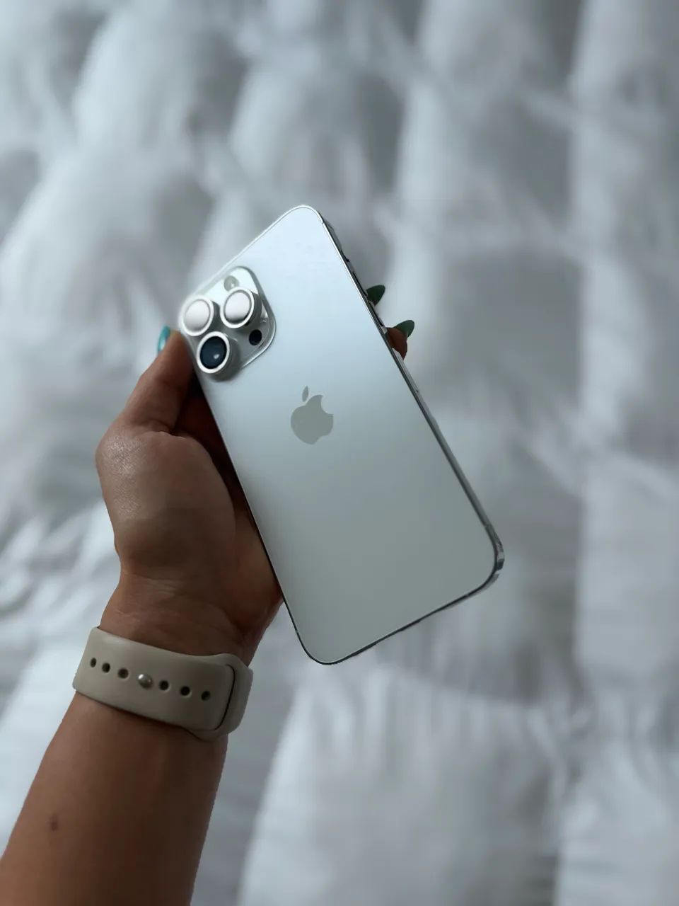 iPhone 14 Pro Max 256gb Prateado (ZERO detalhes) - Celulares e