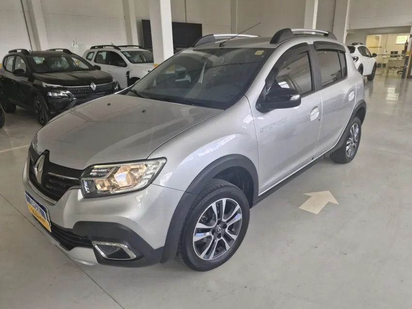 Renault STEPWAY 1.6 16V SCE FLEX ICONIC X-TRONIC