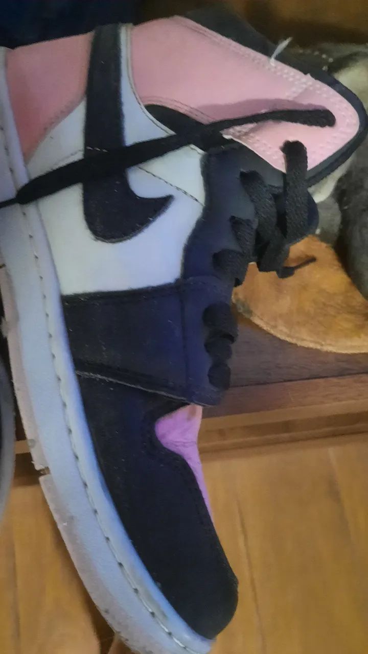 Tênis Nike Air Jordan 1 - Foto 2
