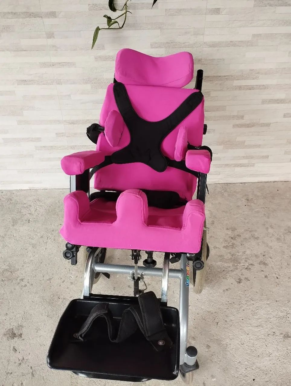 Cadeira de Rodas Infantil - Rosa
