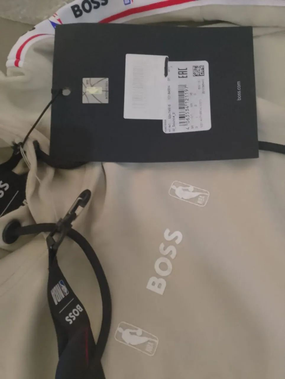 Conjunto Moletom BOSS NBA e Boné BOSS NBA - Original e Estiloso! - Foto 4
