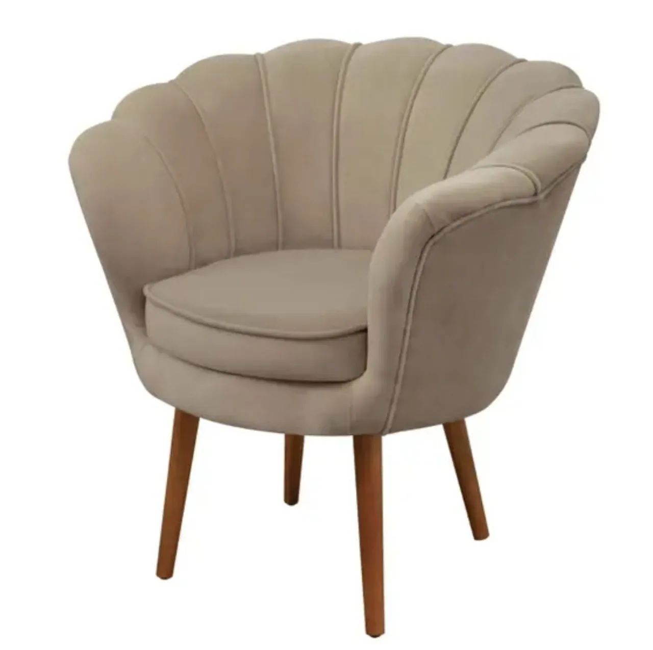 Poltrona Concha em Veludo Bege - Elegância e Conforto