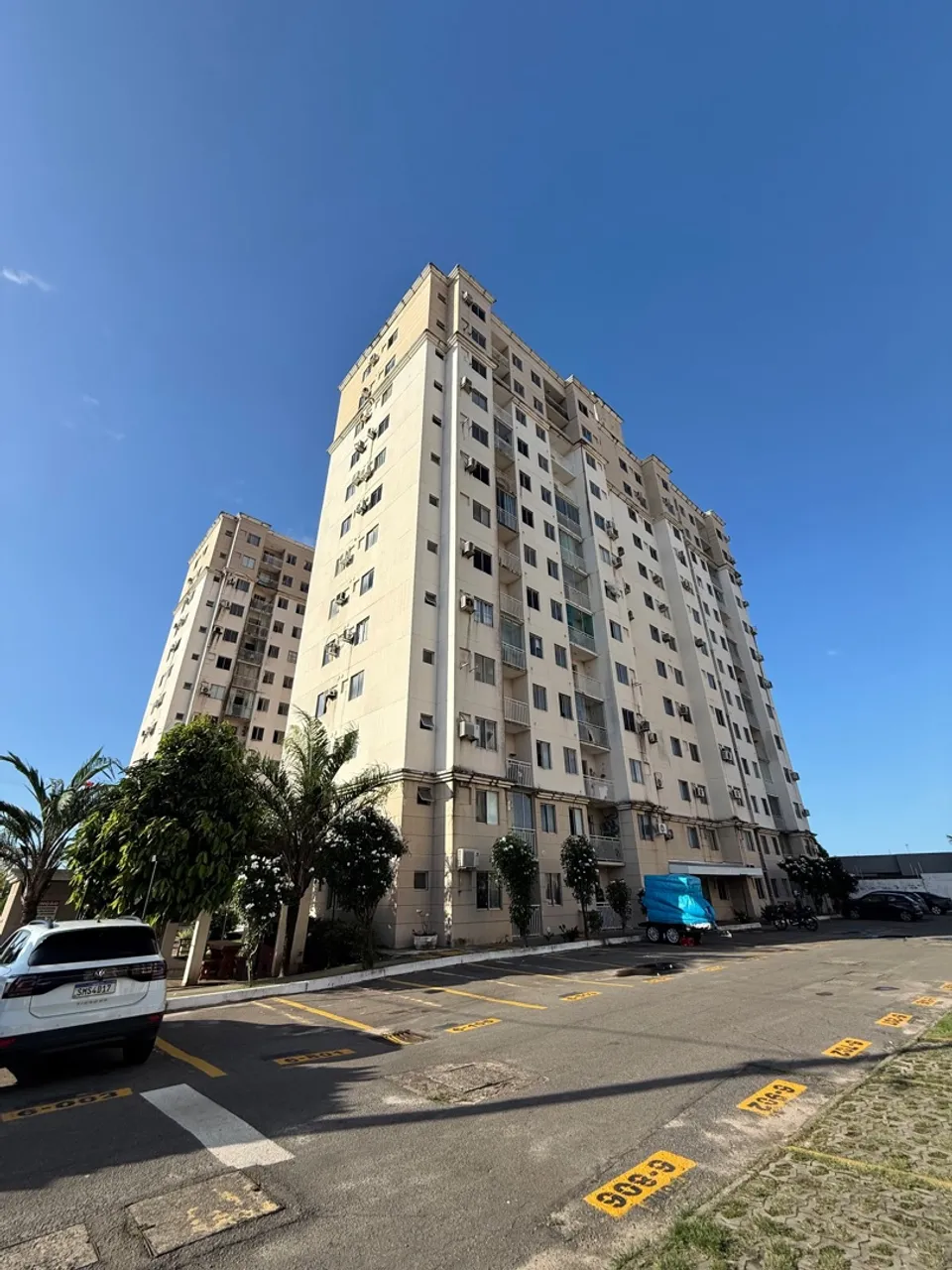Alugo Costa Aracagy / 8 andar / ventilado / cozinha projetada