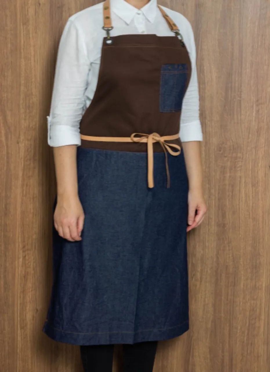 Aventais em Brim Amarras em Couro Legítimo Novos - Cozinha, Atendimento, Artesanato - Foto 2
