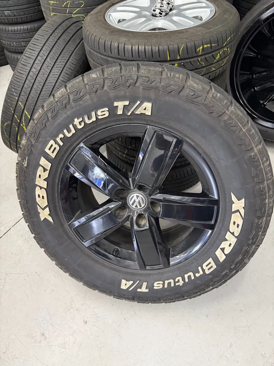 Rodas amarok Aro 18 Originais Pneus Biscoito  - Foto 5