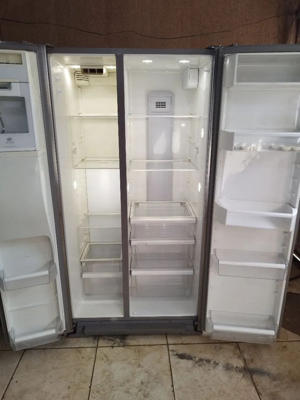 Manutenção de geladeira side by - Foto 6