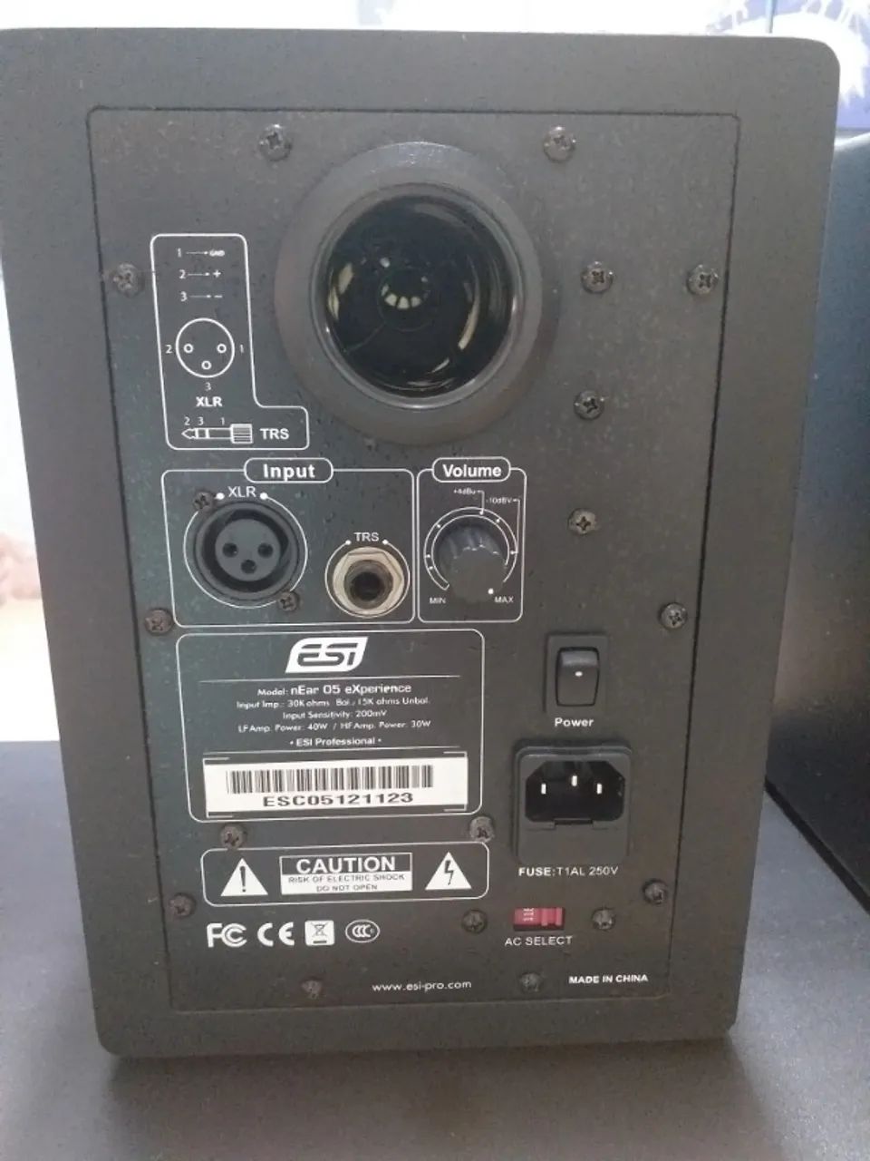 Par de Monitores de Estúdio Profissional - Bi Amplificados - Falante de Kevlar - Novo! - Foto 4