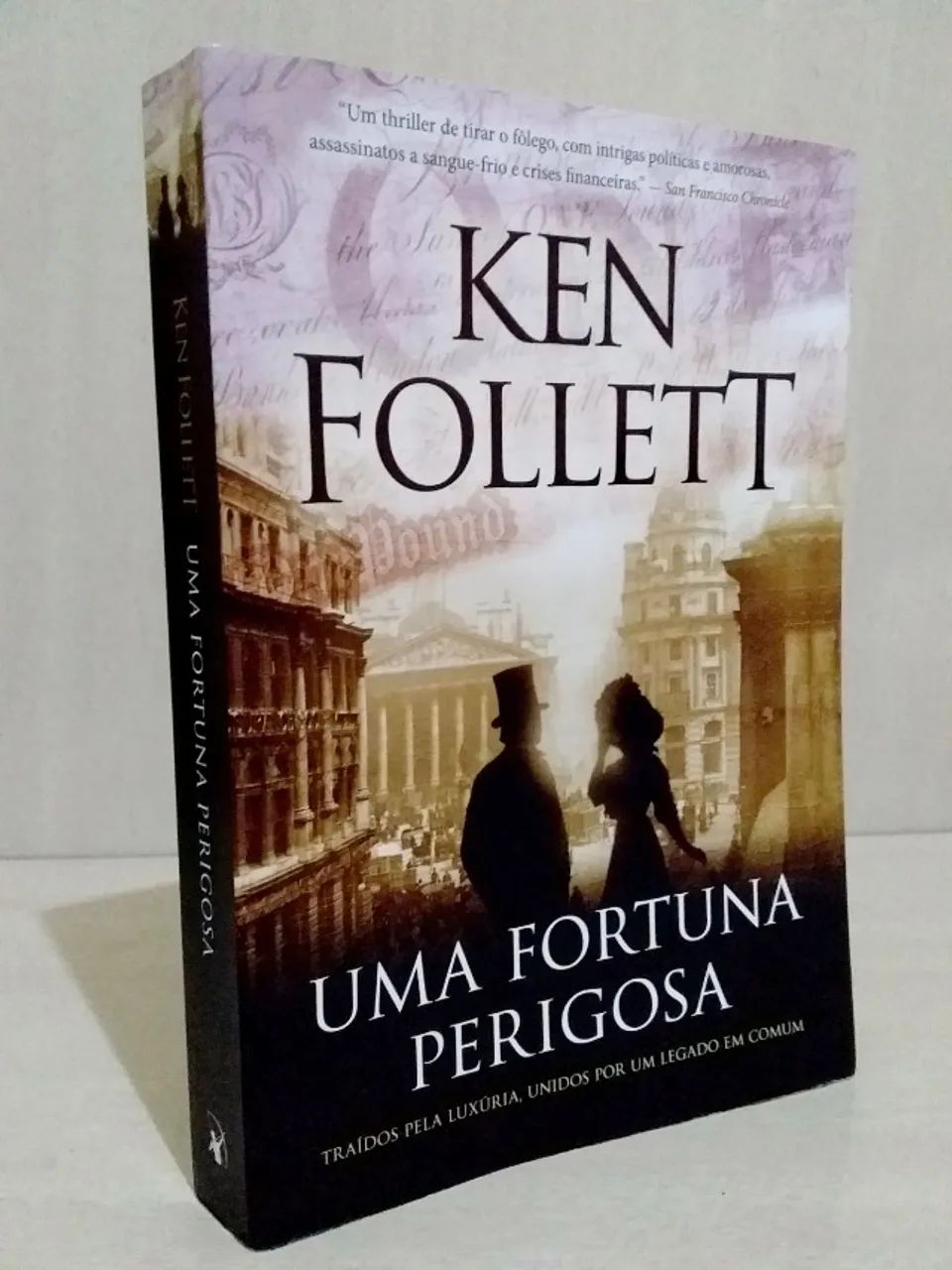 Uma Fortuna Perigosa - Ken Follett - Foto 2