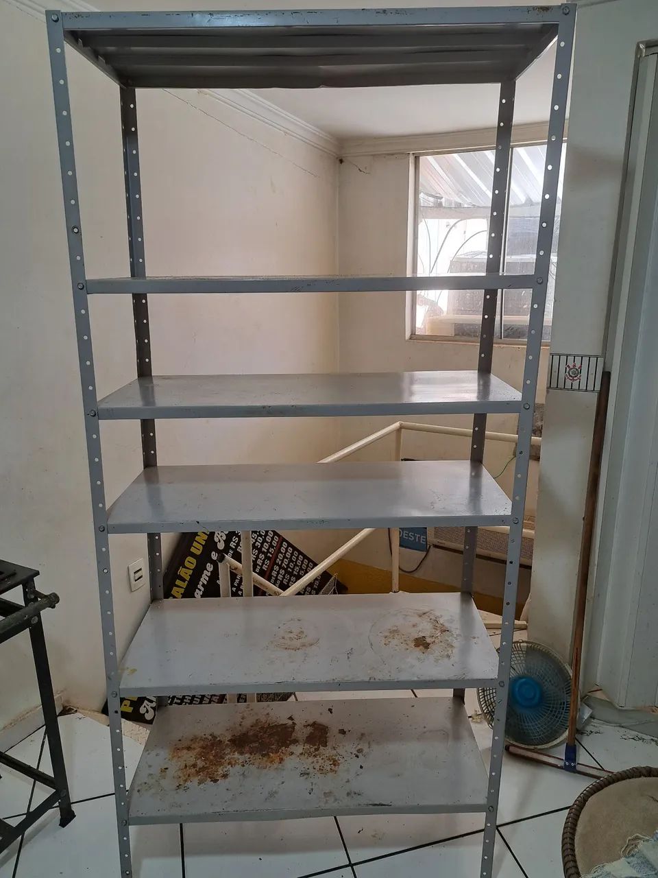 Estante de Metal Cinza - Ideal para Organização - Foto 2