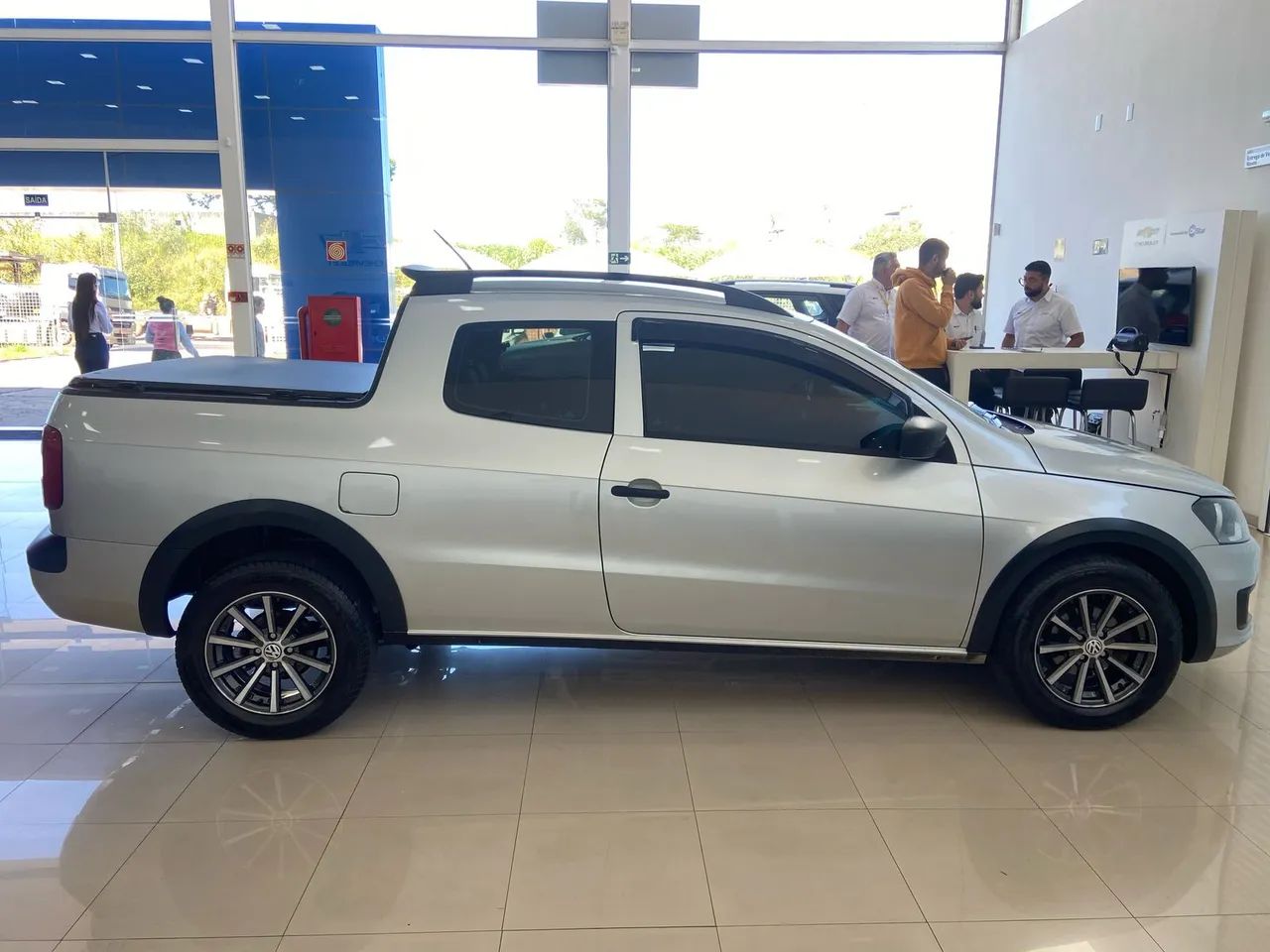 Saveiro Trendline 1.6 T.Flex 8V CD. - Foto 2