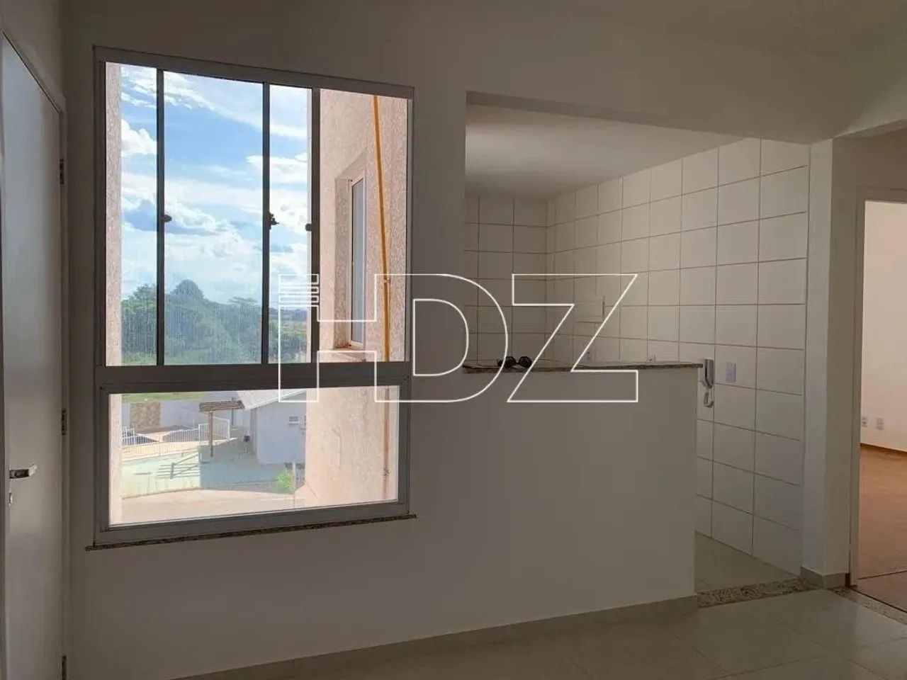 Apartamento aluguel novo com elevador 2 quartos - Foto 3