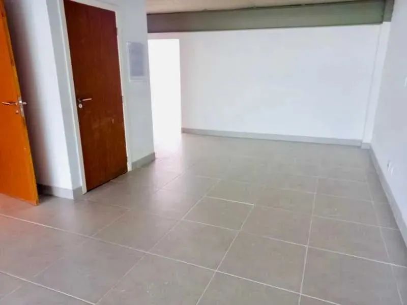Metrô próximo. Conjunto de salas comerciais integradas para alugar, 380 m² - Leblon - Rio  - Foto 4