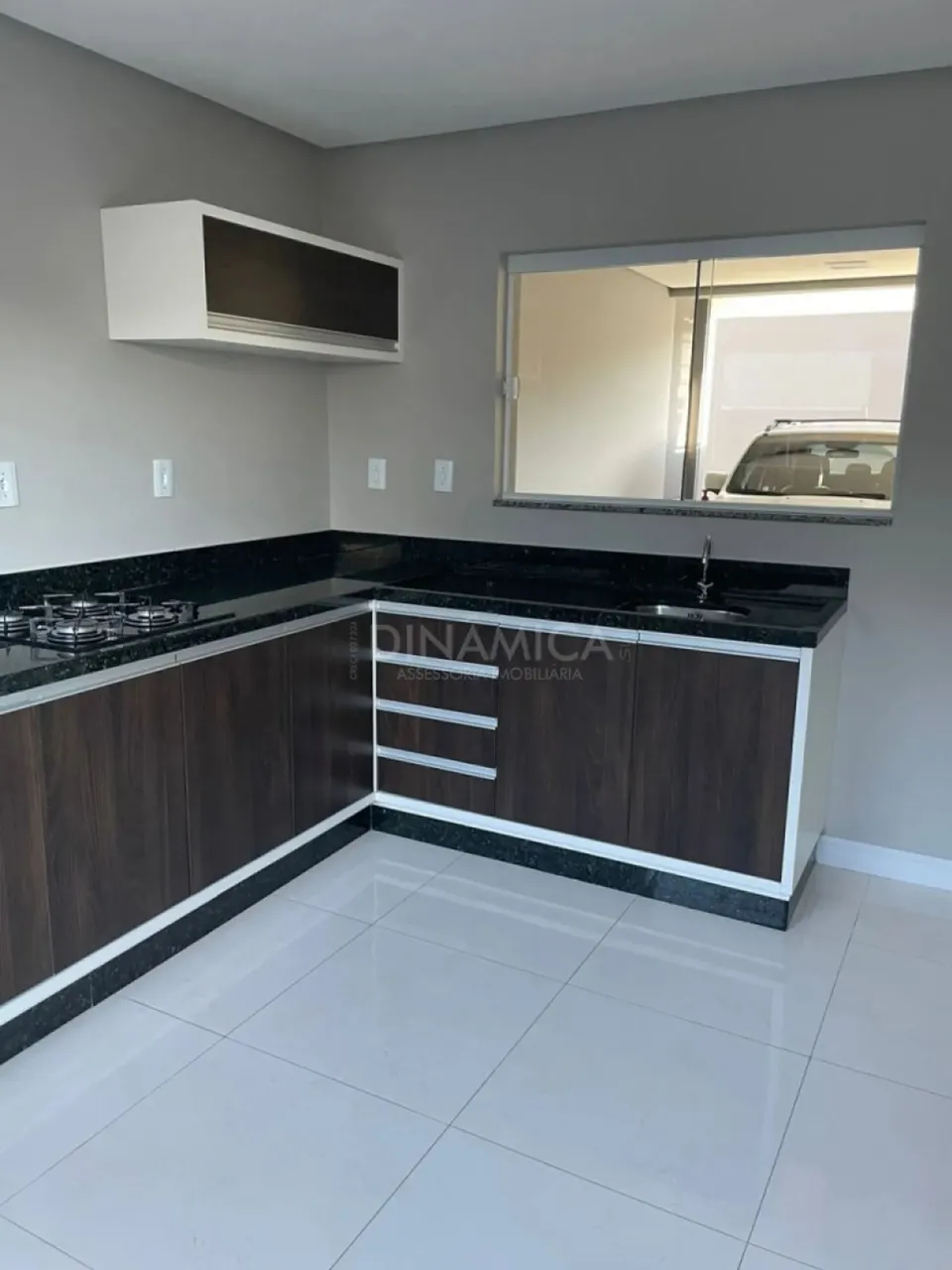 Lindo Sobrado no Bairro Itoupava Central, Blumenau , com 3 quarto sendo 1 suíte